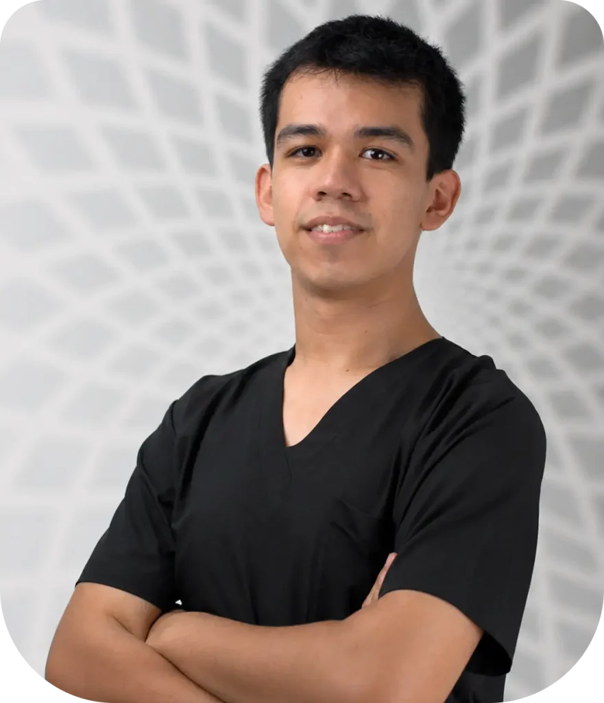 Plus dental care-nosotros-Dr.Luis Vega